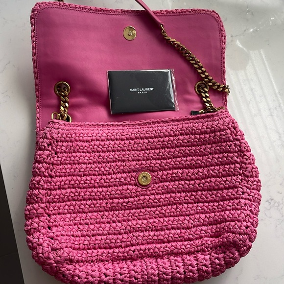 YSL medium Niki pink raffia shoulder bag - Picture 11 of 17